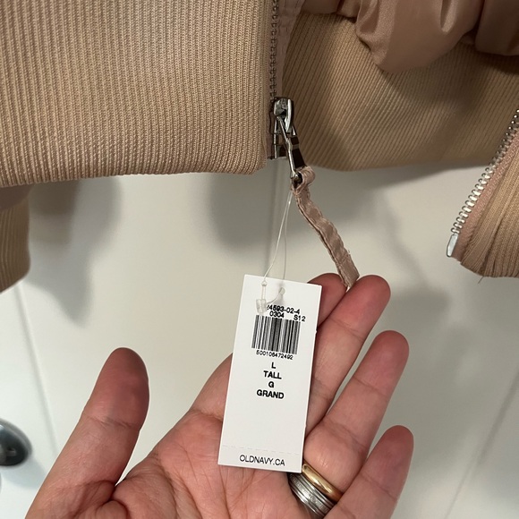 Old Navy Oversized Bomber Jacket - Picture 7 of 12